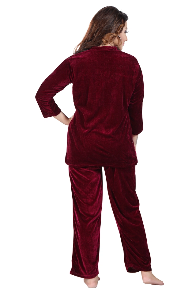 Velvet Solid Nightsuit for Women (Wine, M)