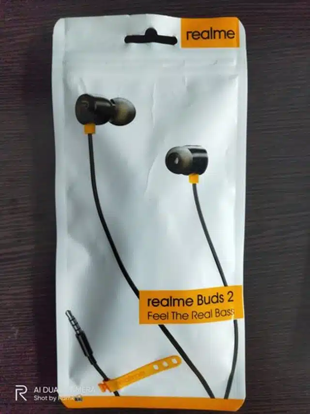 realme Buds 2 Wired in Ear Earphones with Mic (Black)