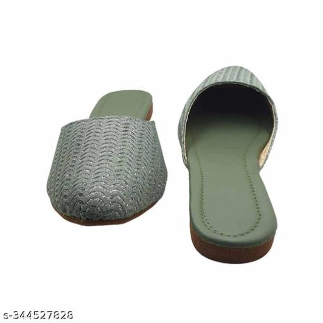 Juttis for Women (Green, 4)