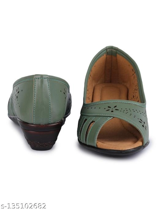 Juttis for Women (Green, 3)