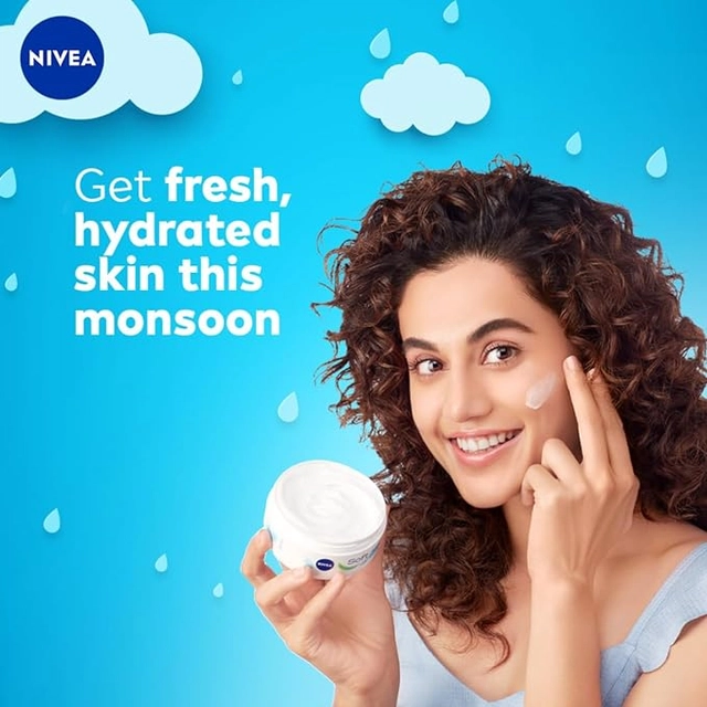 Nivea Soft Light Face Moisturizer (200 ml)