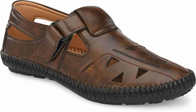 Sandals for Men (Brown, 6)