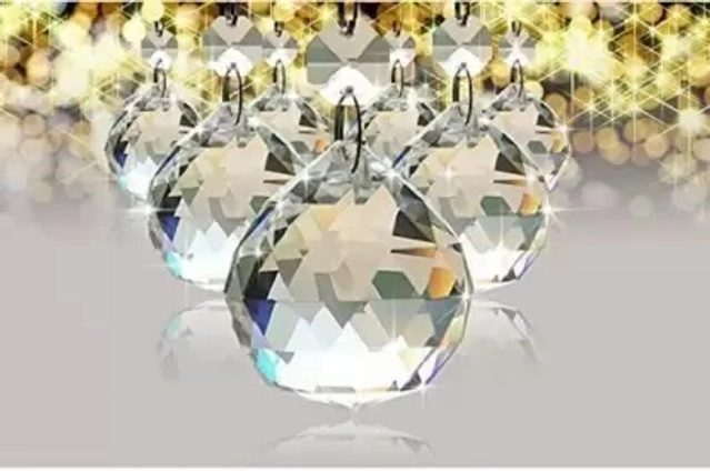 Crystal Fengshui Balls Wall Hanging (Transparent)