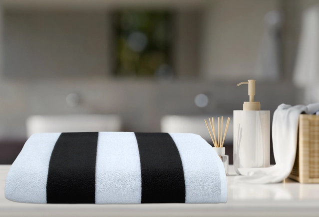 Cotton Bath Towel (Black & White, 24x51 inches)