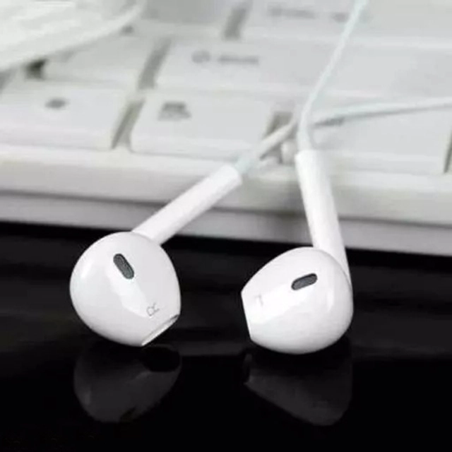 Wired in-Ear Earphone (White)