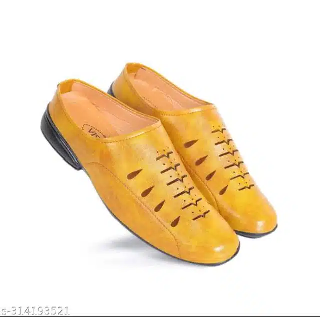 Sandals for Men (Light Tan, 6)