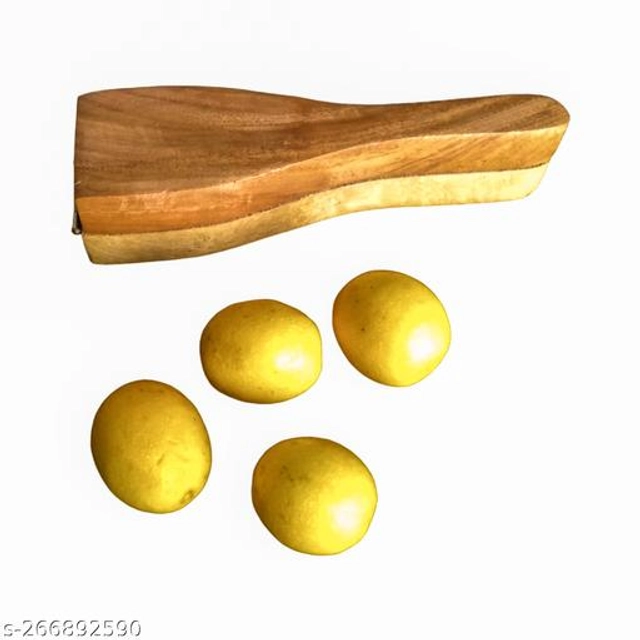 Wooden Lemon Squeezer (Yellow)