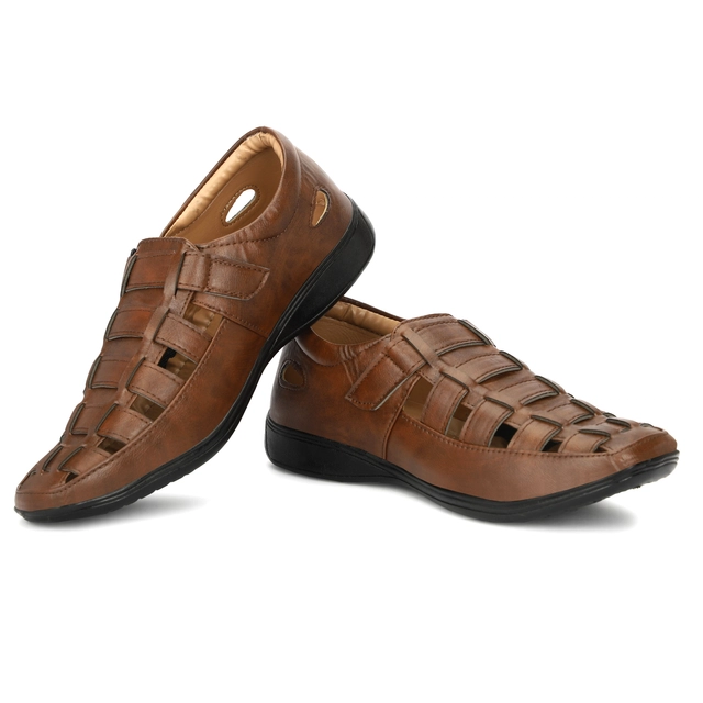 Sandals for Men (Brown, 6)