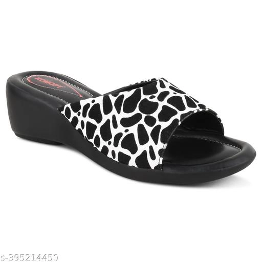 Slippers for Women (Black & White, 3)