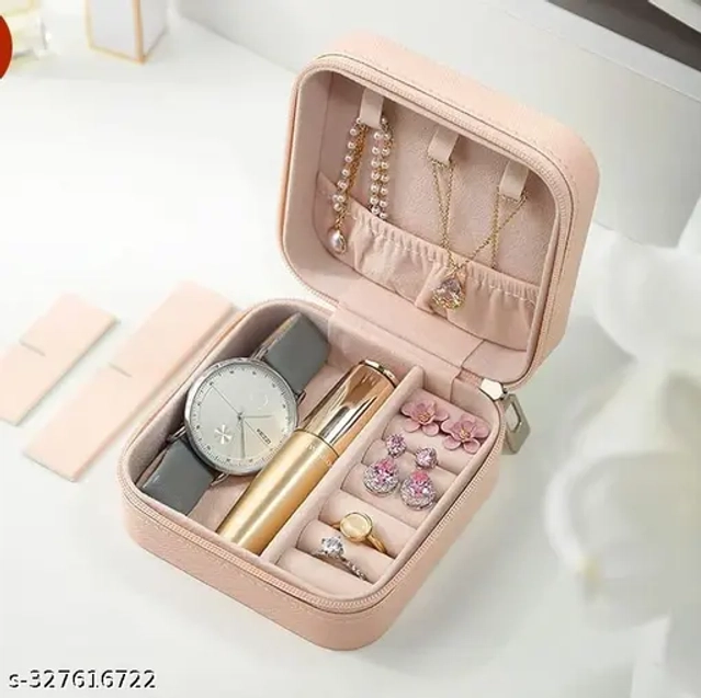 Magic Pluse Small Jewellery Box, Travel Portable Leather Jewelry Organiser Box For Ring, Pendant, Earring, Necklace, Bracelet Organizer Storage Holder Boxes (Pack of 1)