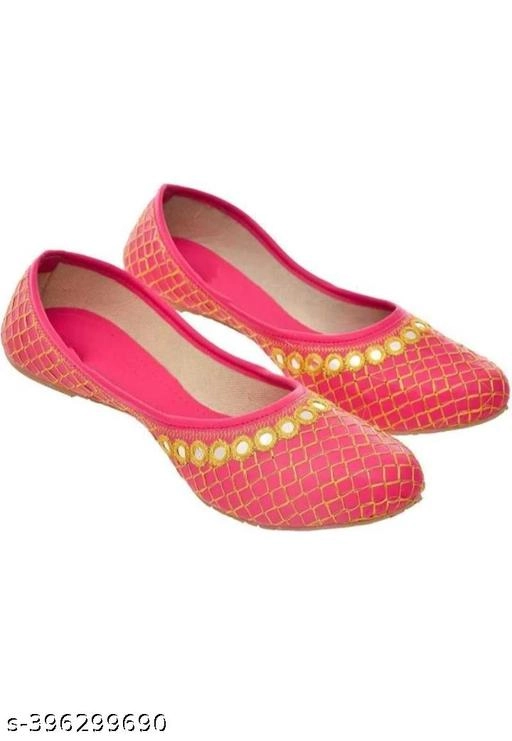 Juttis for Women (Pink, 4)