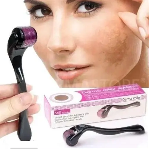 Plastic Derma Face Roller (Black)