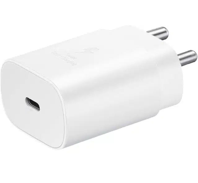 Fast Charging Type C Mobile Charger (white, 25 W)