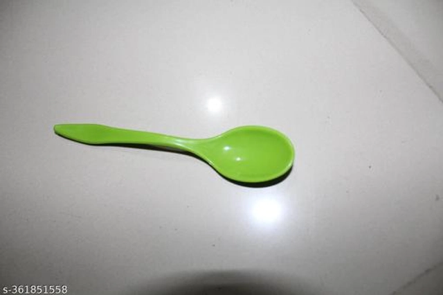 Plastic Table Spoons (Green, Pack of 20)