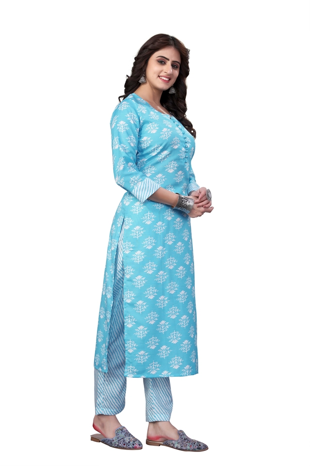 Cotton Blend Solid Kurta with Bottomwear for Women (Sky Blue, S)