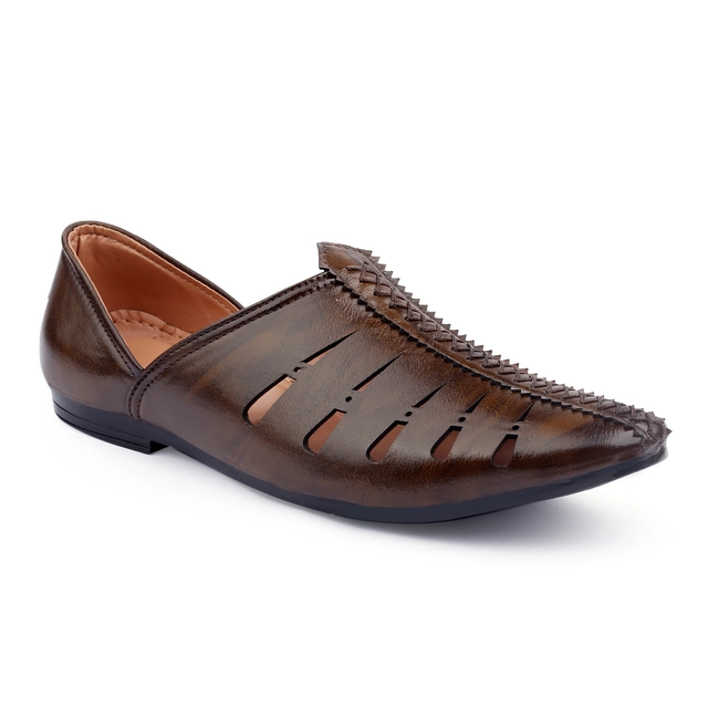 Juttis for Men (Brown, 6)