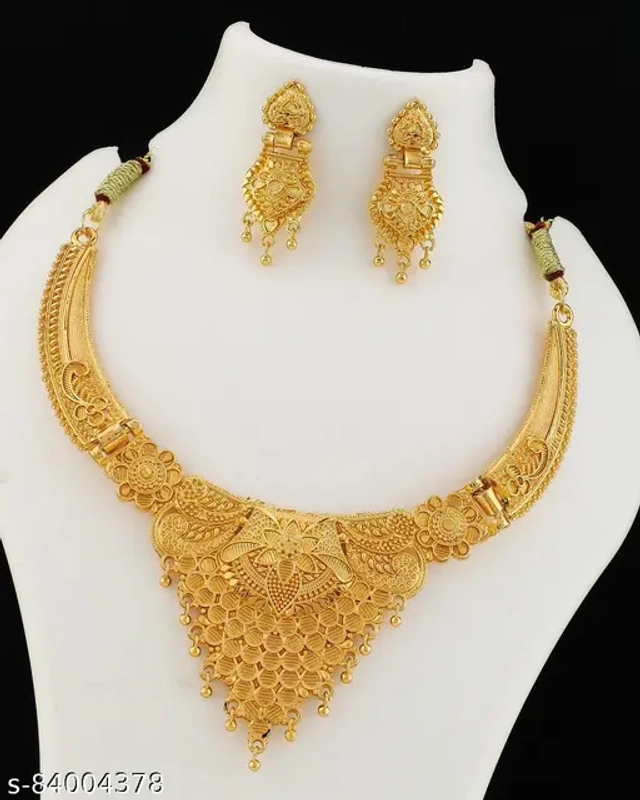 Jewellery Set For Women (Golden)