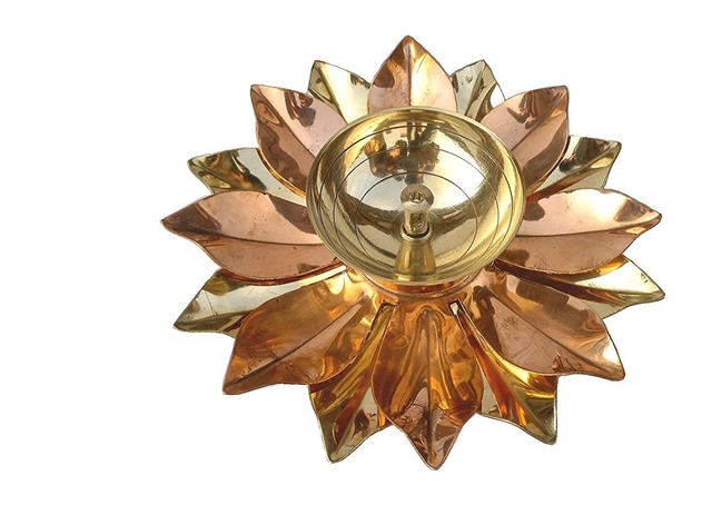 Brass Kamal Patta Akhand Diya for Pooja (Gold, 6 inches)