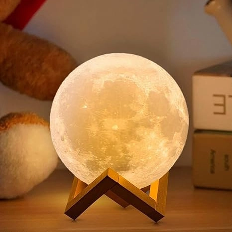 Moonlight Lamp with Stand & USB (Gold, 15 cm)