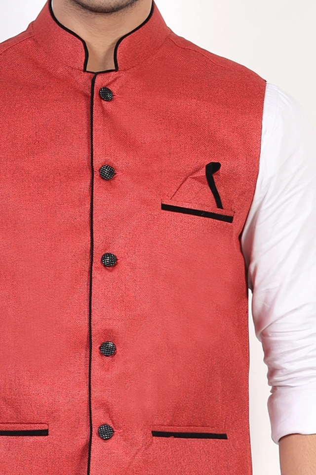 Jute Khadi Solid Waistcoat for Men (Maroon, L)