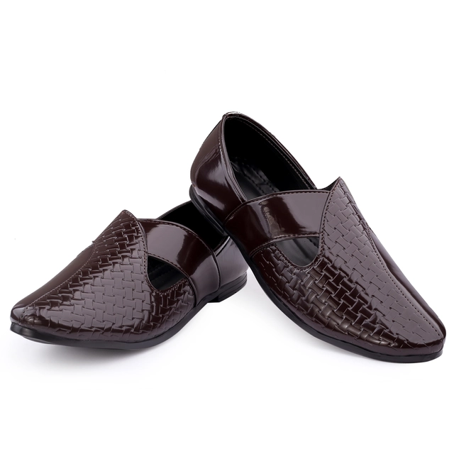 Juttis for Men (Brown, 6)