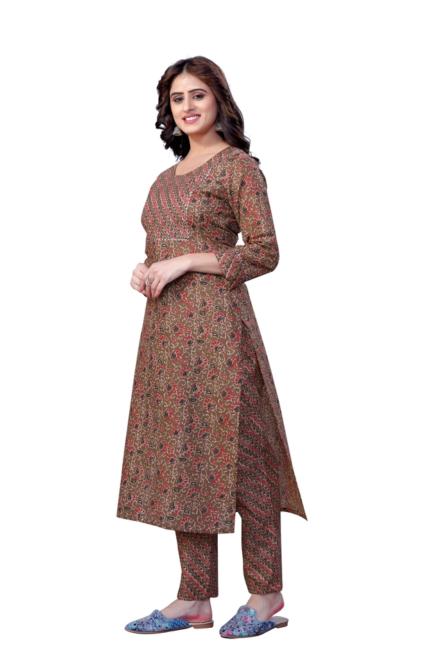 Cotton Blend Solid Kurta with Bottomwear for Women (Brown, S)