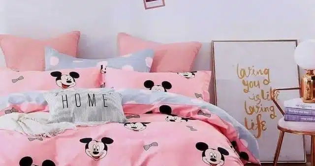 Printed Double Bedsheet with 2 Pillow Covers (Pink, 86x86 inches)