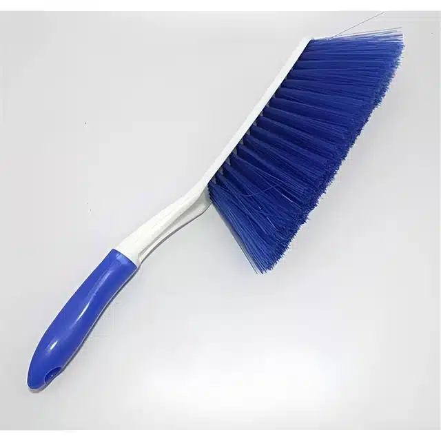 Long Bristle Dust Cleaning Brush (Multicolor)