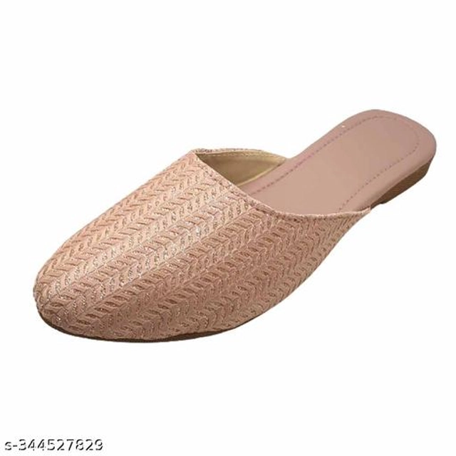 Juttis for Women (Pink, 4)