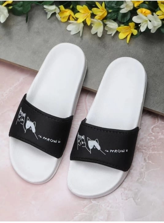 Sliders for Women (White & Black, 8)