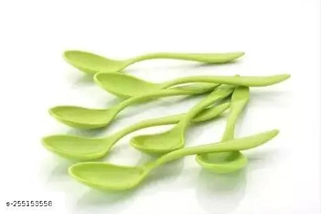 Plastic Table Spoons (Green, Pack of 20)