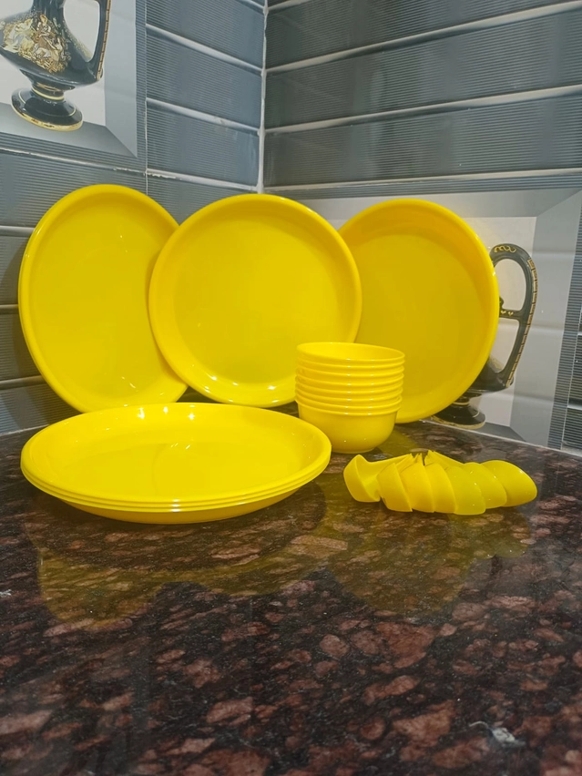 Combo of Dinner Full Plates (27 cm) with Bowls (300 ml) & Soup Spoons (Yellow, Set of 6)