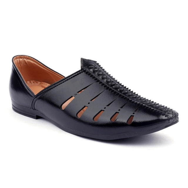 Juttis for Men (Black, 6)