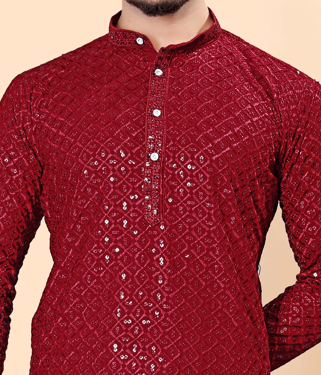 Cotton Blend Embroidered Kurta for Men (Maroon, S)