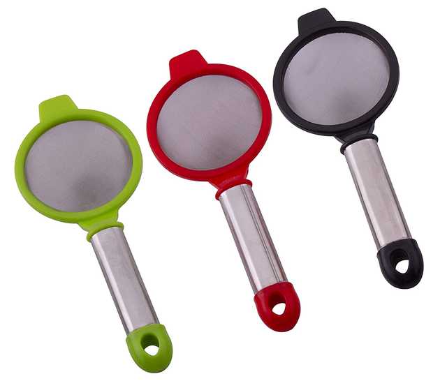 Stainless Steel & Plastic Tea Strainer (CR-005)