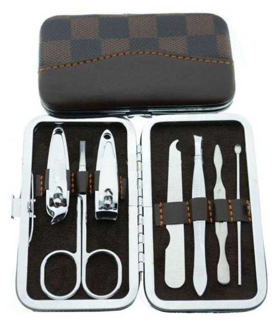 Lenon Makeup Accessory Leatherite Case Manicure Kit (Set of 1) (D134)