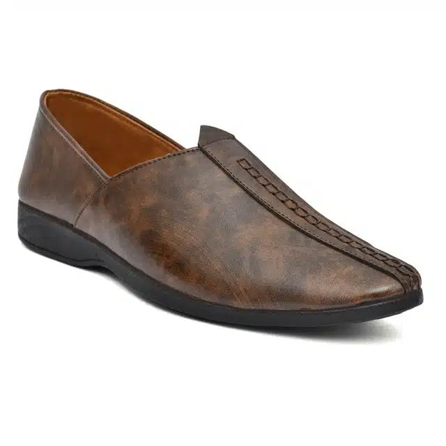 Juttis for Men (Brown, 6)