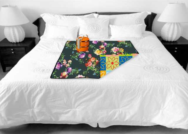 Beautiful Printed Laminated Non Wooven Reversible Square & Bed Server & Food Mat (36X36 Inch) (J-15)