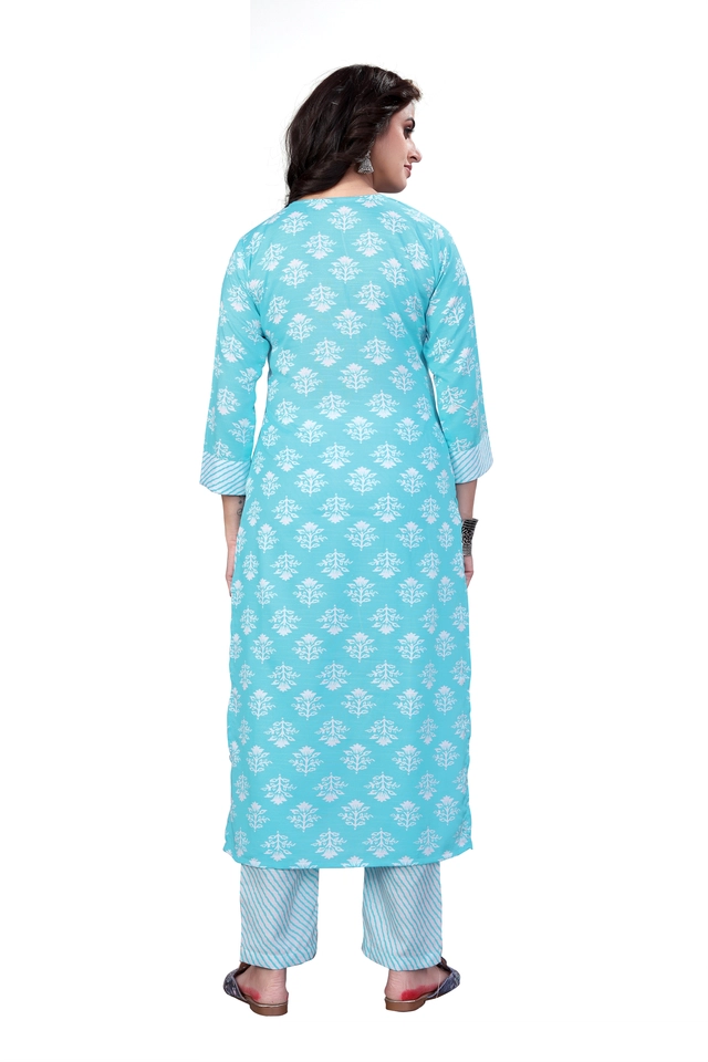 Cotton Blend Solid Kurta with Bottomwear for Women (Sky Blue, S)