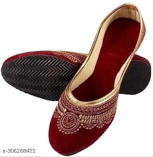 Juttis for Women (Maroon, 4)