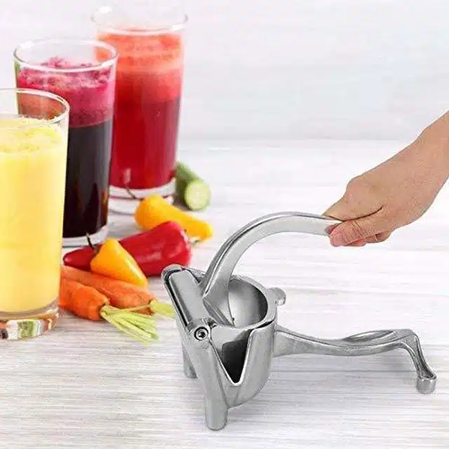 Aluminium Manual Fruit Press Juicer (Silver)