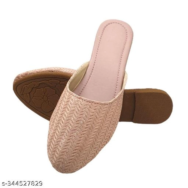 Juttis for Women (Pink, 4)