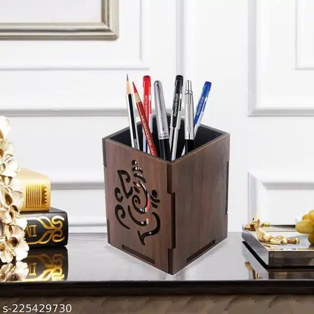 Wooden Pencil Holder (Brown)