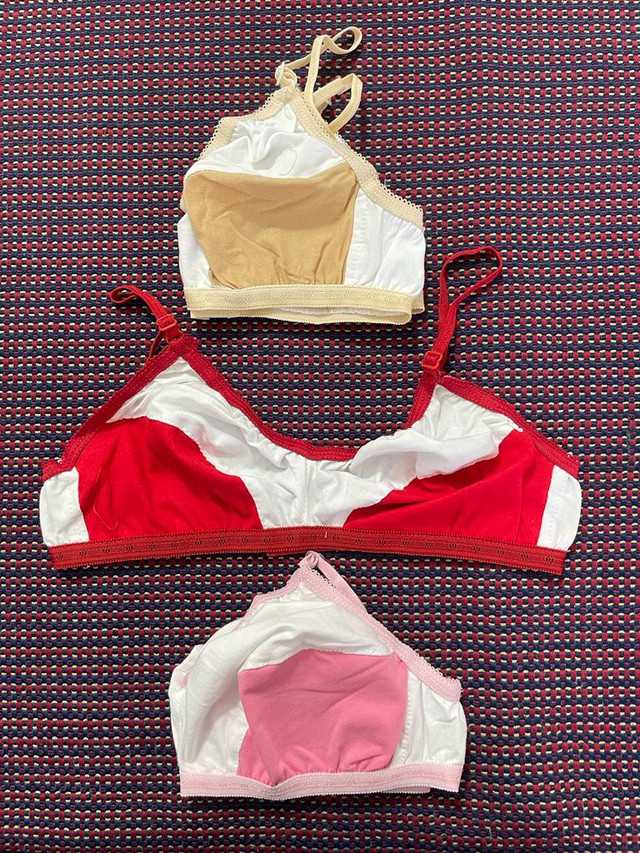 विमेंस फुल कवरेज नॉन पैडेड ब्रा 