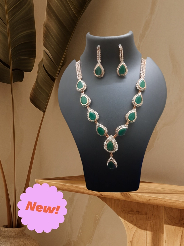 Alloy Necklace with Earrings for Women (Green)