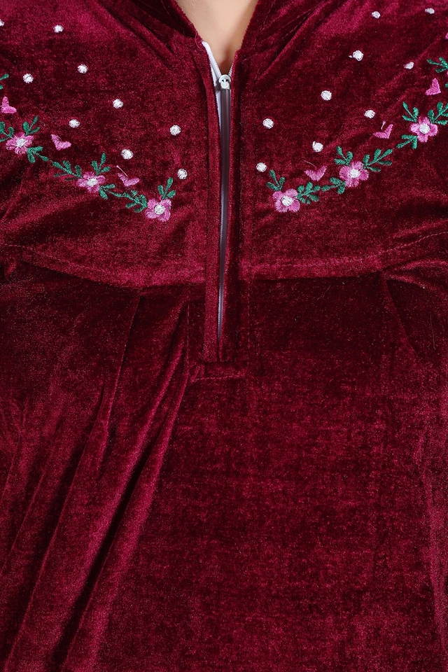 Velvet Solid Nightsuit for Women (Wine, M)