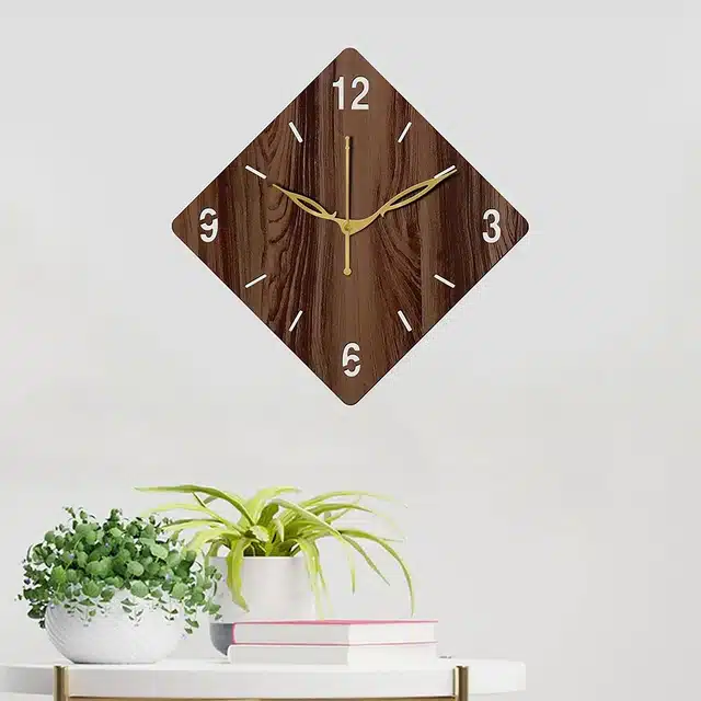 Designer Wooden Wall Clocks (Brown)