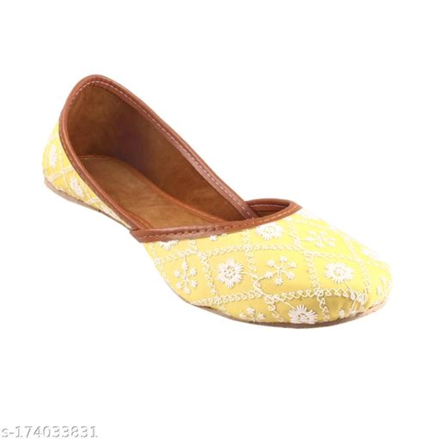 Juttis for Women (Yellow, 4)