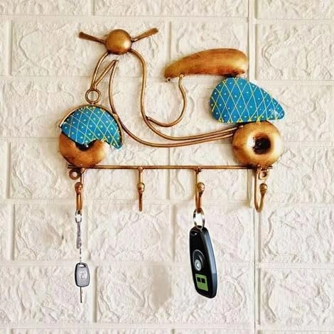 Metal Key Hanger Scooter Wall Hanging (Multicolor, 19x21x3)