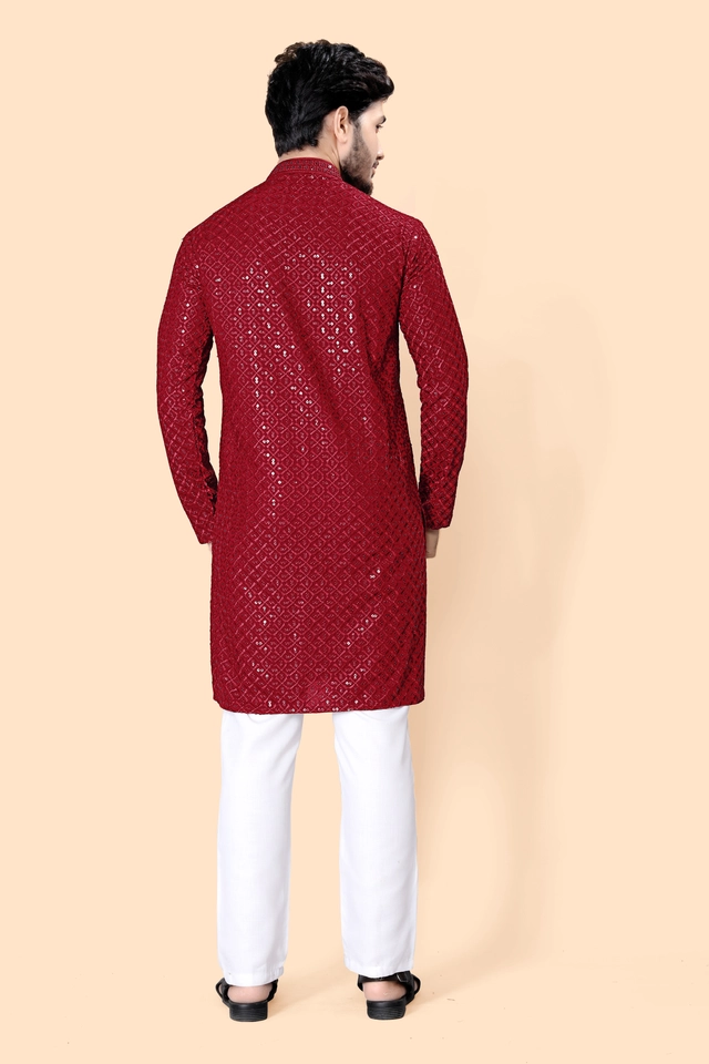 Cotton Blend Embroidered Kurta for Men (Maroon, S)